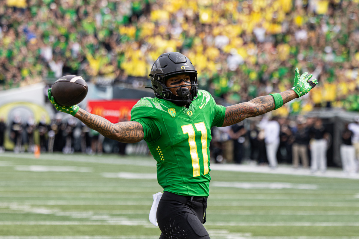 Oregon Ducks wide receiver Troy Franklin celebrates a touchdown against the Colorado Buffaloes.