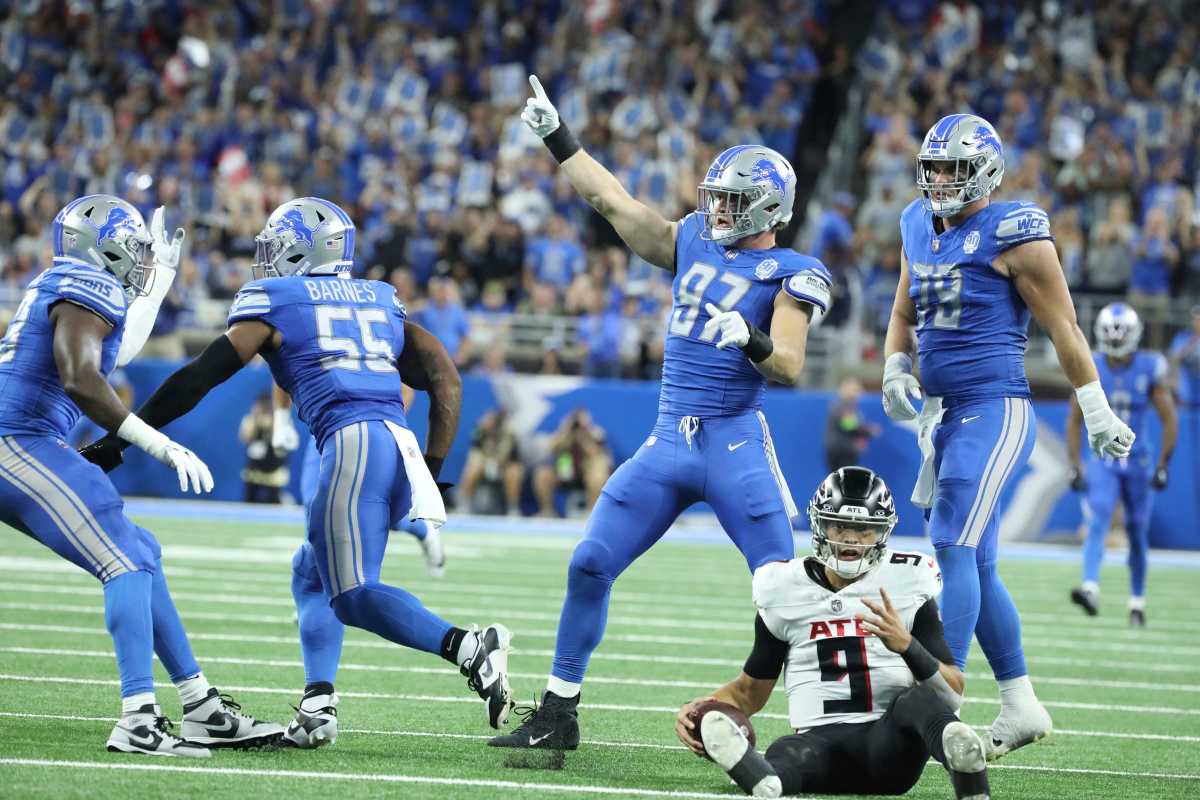 what time is the detroit lions game on tomorrow