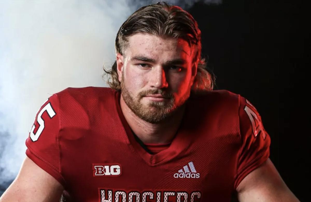 Indiana Tight End Trey Walker Named Semifinalist for 'Academic Heisman