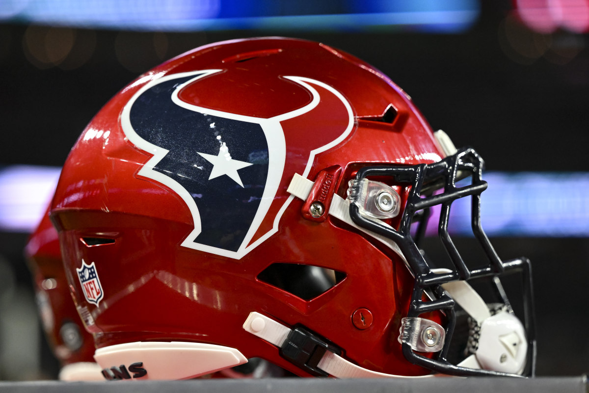 LOOK: Houston Texans Reveal Week 4 Uniforms For Pittsburgh Steelers ...