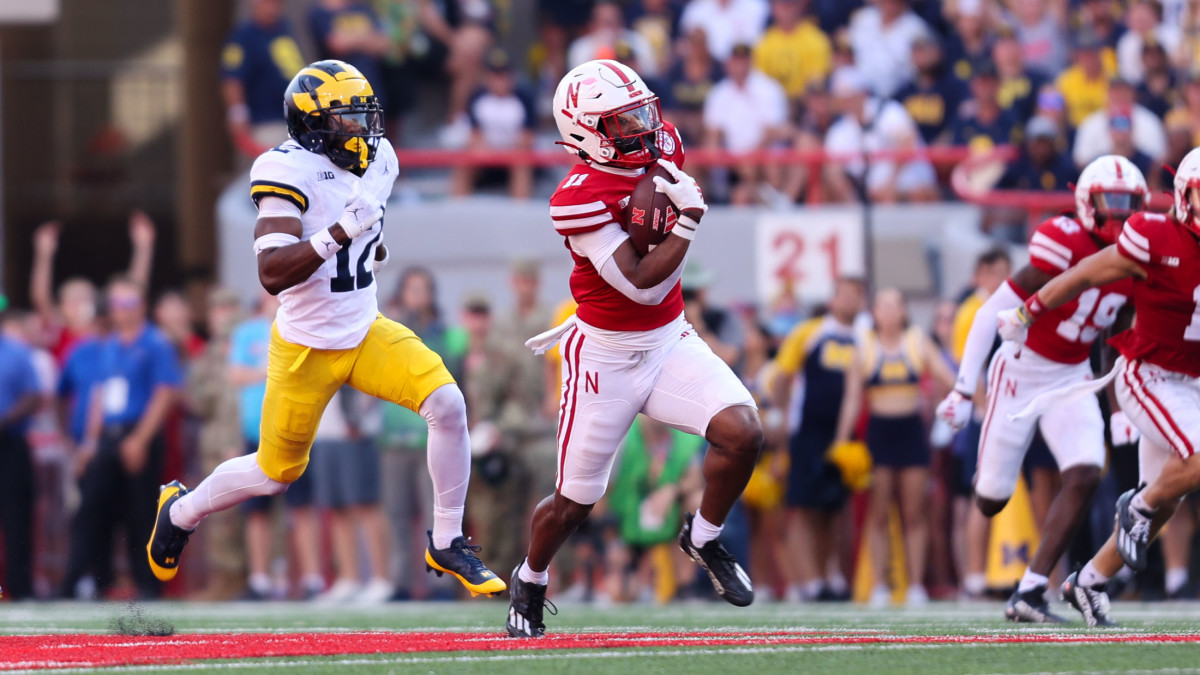 Fleeks Joshua Fleeks 4Q 74-yard run 2023 Nebraska football vs Michigan