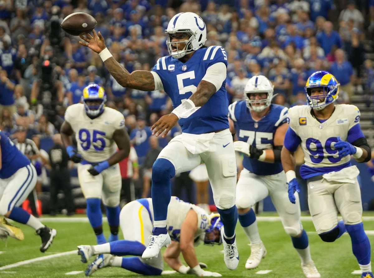 Indianapolis Colts quarterback Anthony Richardson (5) passes the ball for a 2-pt conversion during game action against the Los Angeles Rams on Sunday, Oct. 1, 2023, in Indianapolis.  