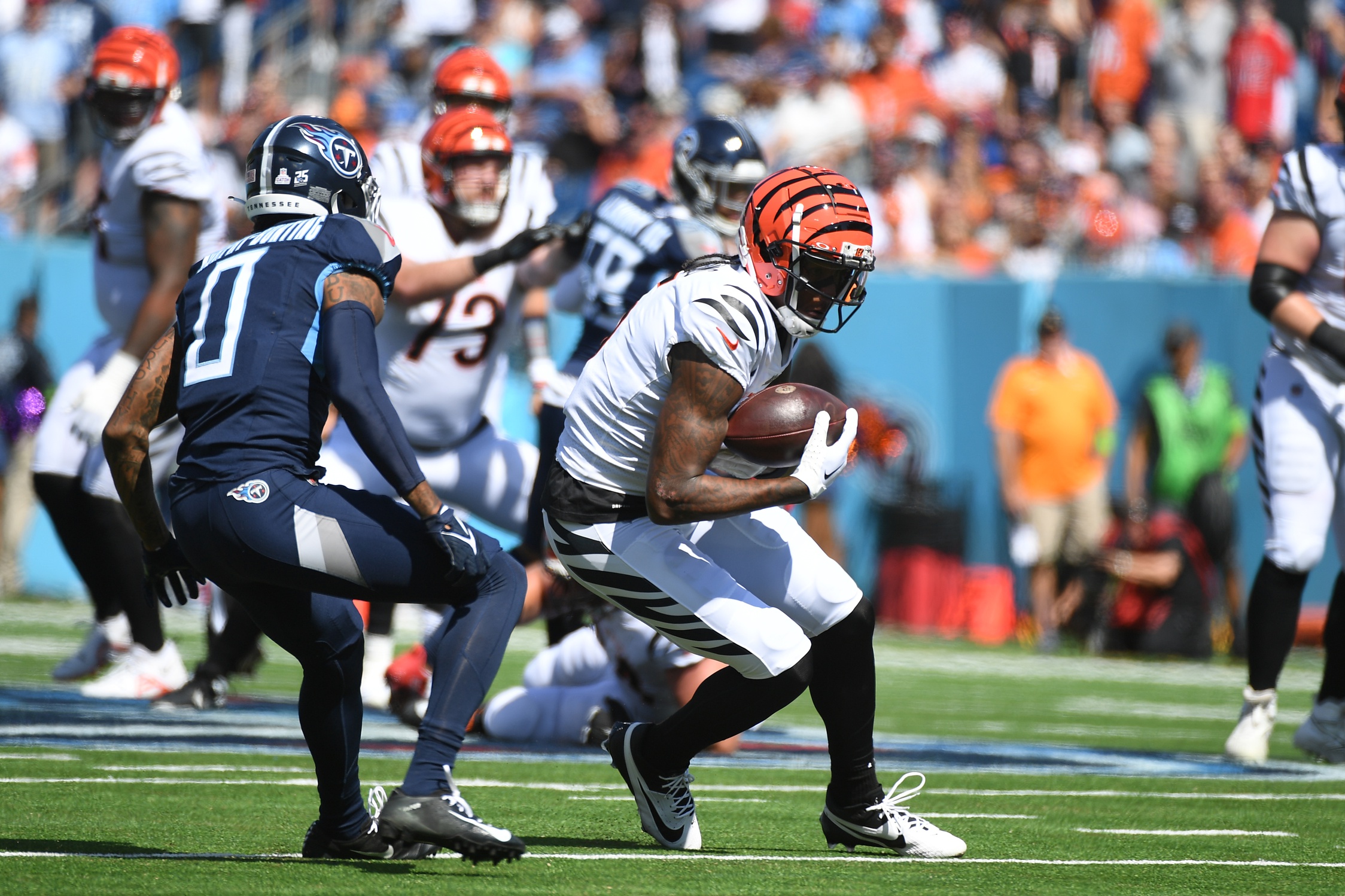 Cincinnati Bengals WR Tee Higgins Dealing With Fractured Rib, Hoping to