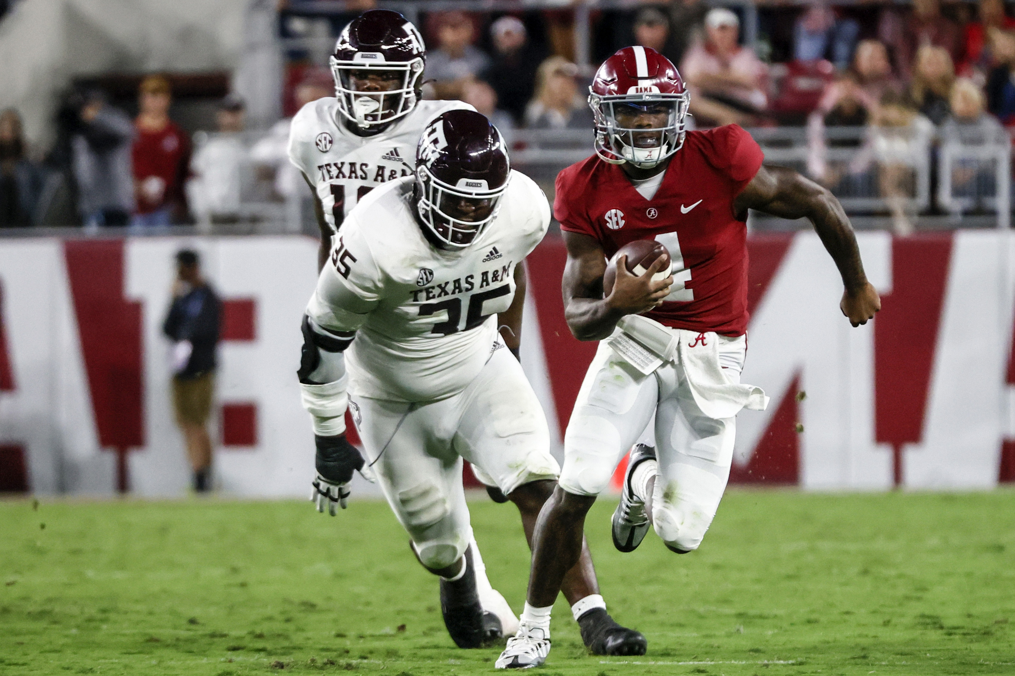 Alabama Crimson Tide Offensive Players To Watch vs. Texas A&M Sports