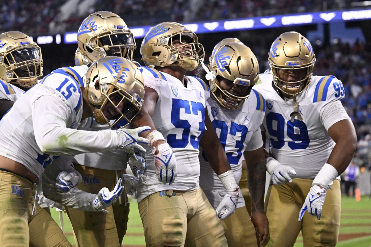 UCLA Bruins Linebacker Proves Preseason Predictions About Defense