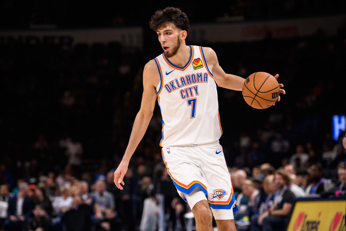 Chet Holmgren scores 21 in NBA preseason debut, Thunder defeat Spurs ...