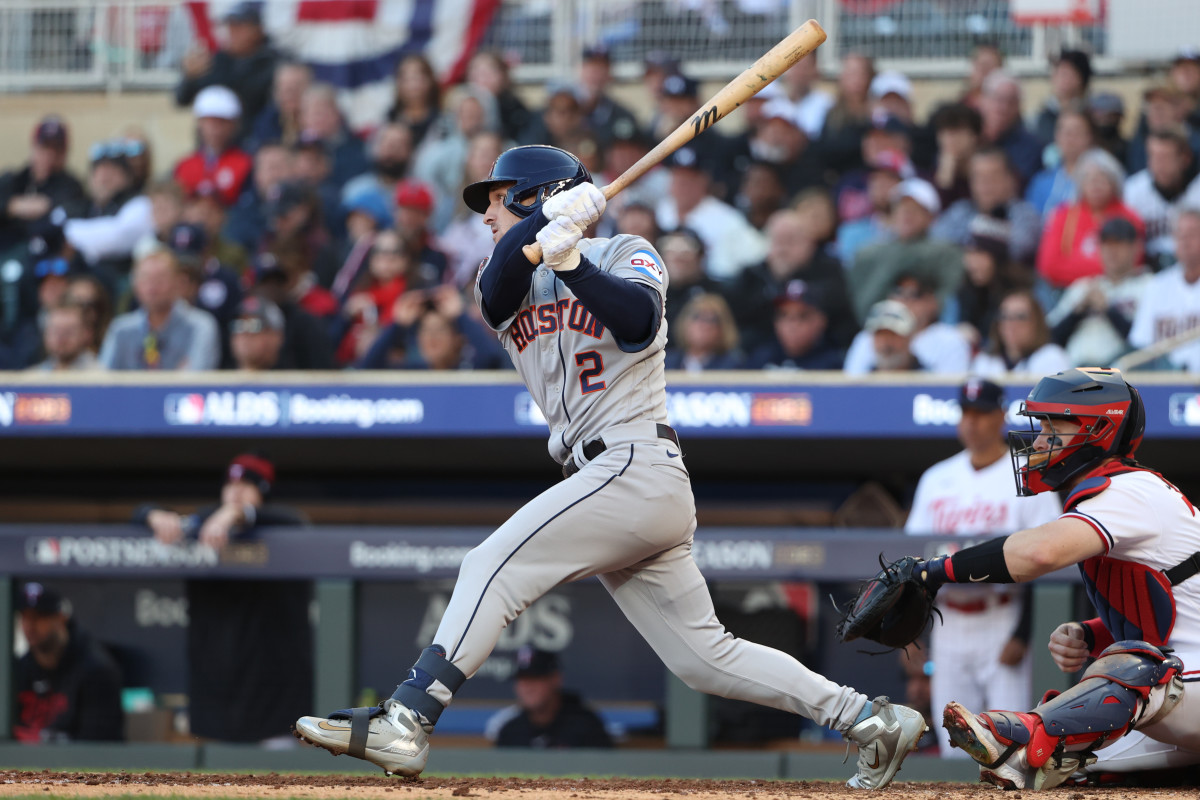 Astros vs. Twins Prediction, Picks & Odds for Game 4 Wed, 10/11 Fastball