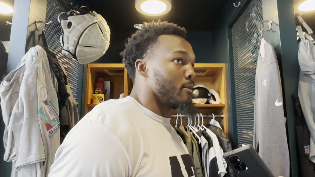Nakobe Dean