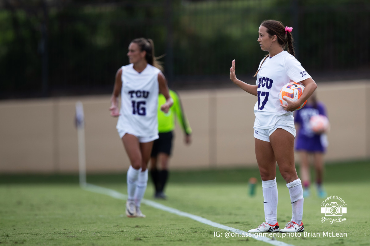 Women's Soccer Poll Watching Week 8 Frogs Move Up Two Spots Sports