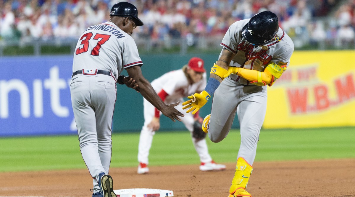 Base-by-base guide to Ronald Acuña's electrifying home run trots
