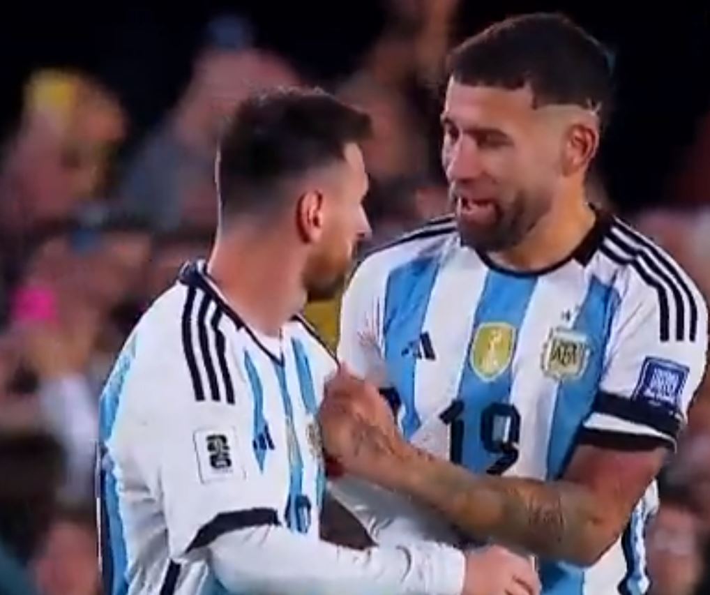Lionel Messi and Nicolas Otamendi disagree over captain's armband - Futbol on FanNation