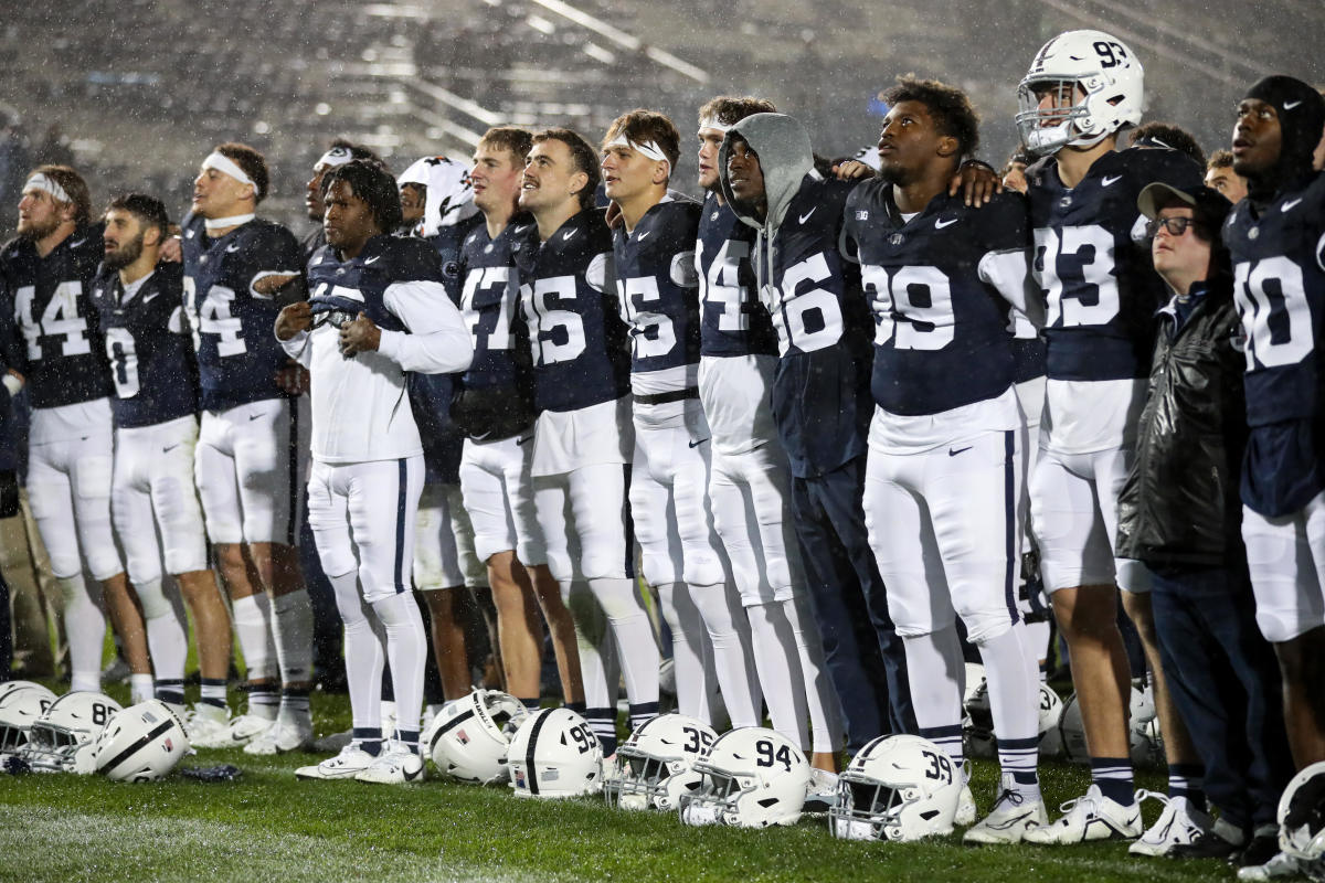 Penn State Football: Penn State Nittany Lions Defeat UMass at Beaver  Stadium - Sports Illustrated Penn State Nittany Lions News, Analysis and  More