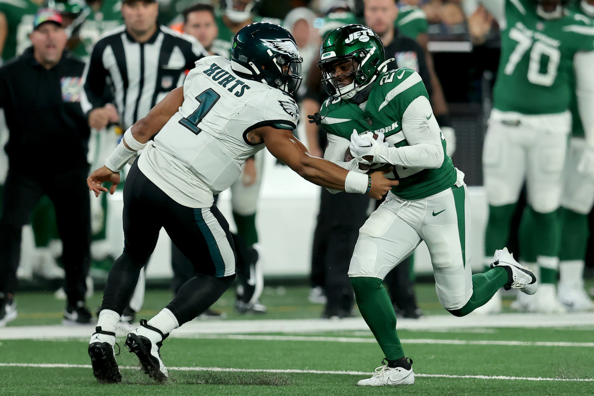 Jalen Hurts' House of Horrors Haunts Philadelphia Eagles in First Loss