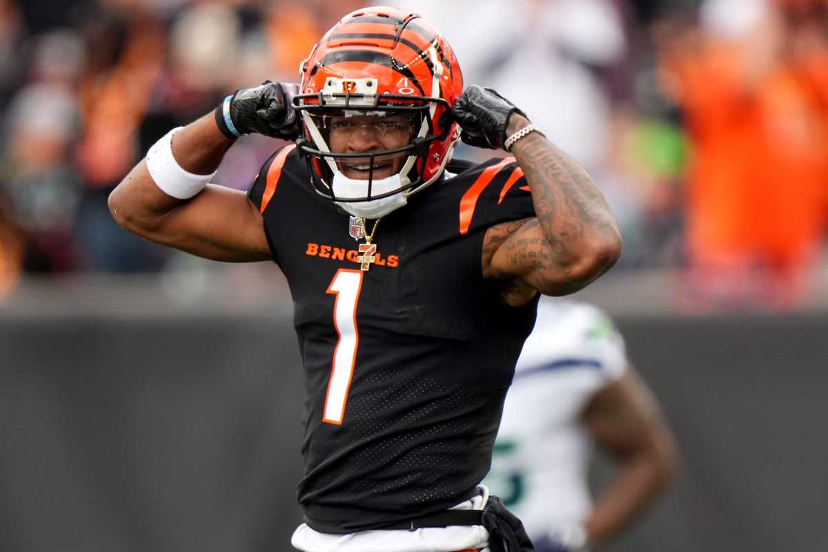 Sources: Cincinnati Bengals WR Ja'Marr Chase Expected to Play on Sunday ...