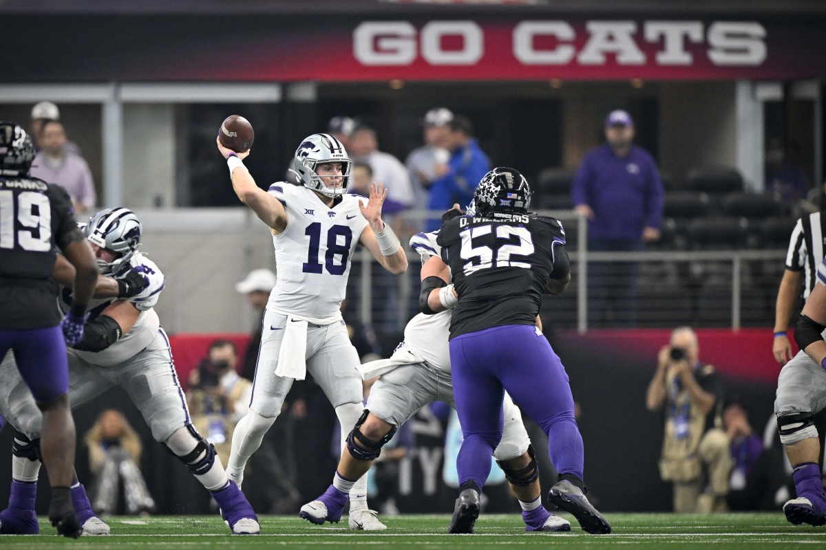 Dec 3, 2022; Arlington, TX, USA; Kansas State Wildcats quarterback Will Howard (18) in action during the game between the TCU Horned Frogs and the Kansas State Wildcats at AT&T Stadium. Mandatory Credit: Jerome Miron-USA TODAY Sports