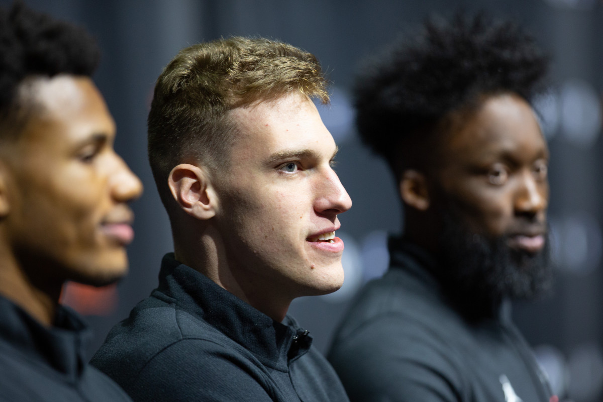 Cincinnati Bearcats Forward Viktor Lakhin Ready to Unleash ThreePoint