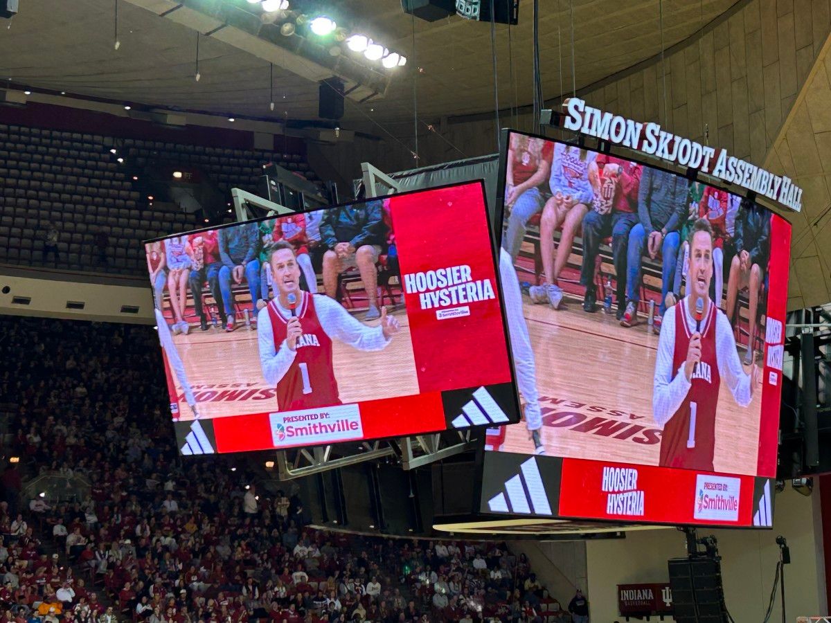 Former Hoosier football player and current football radio analyst Rhett Lewis was one on the hosts for Hoosier Hysteria.