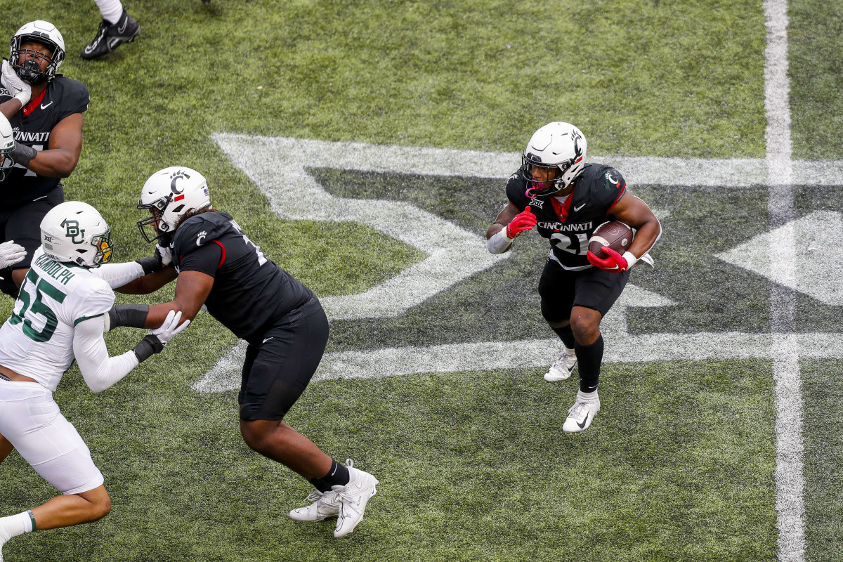 Look Big 12 Releases 2024 Football Schedule, Cincinnati Bearcats' Full