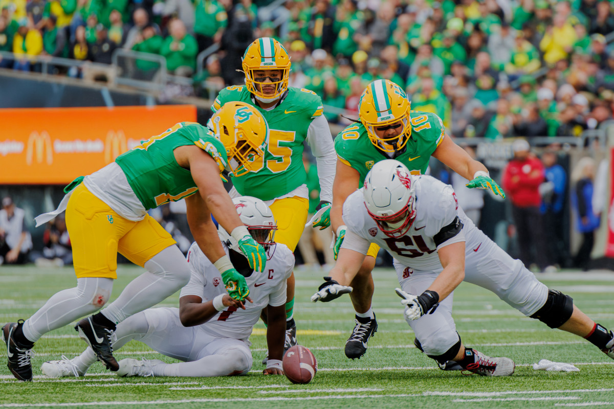 Matayo Uiagalelei Washington State Fumble