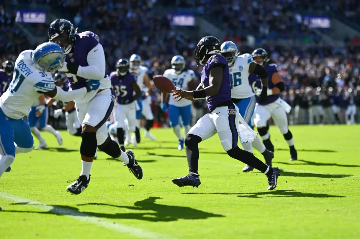 Ravens quarterback Lamar Jackson had the offense rolling against the Detroit Lions.