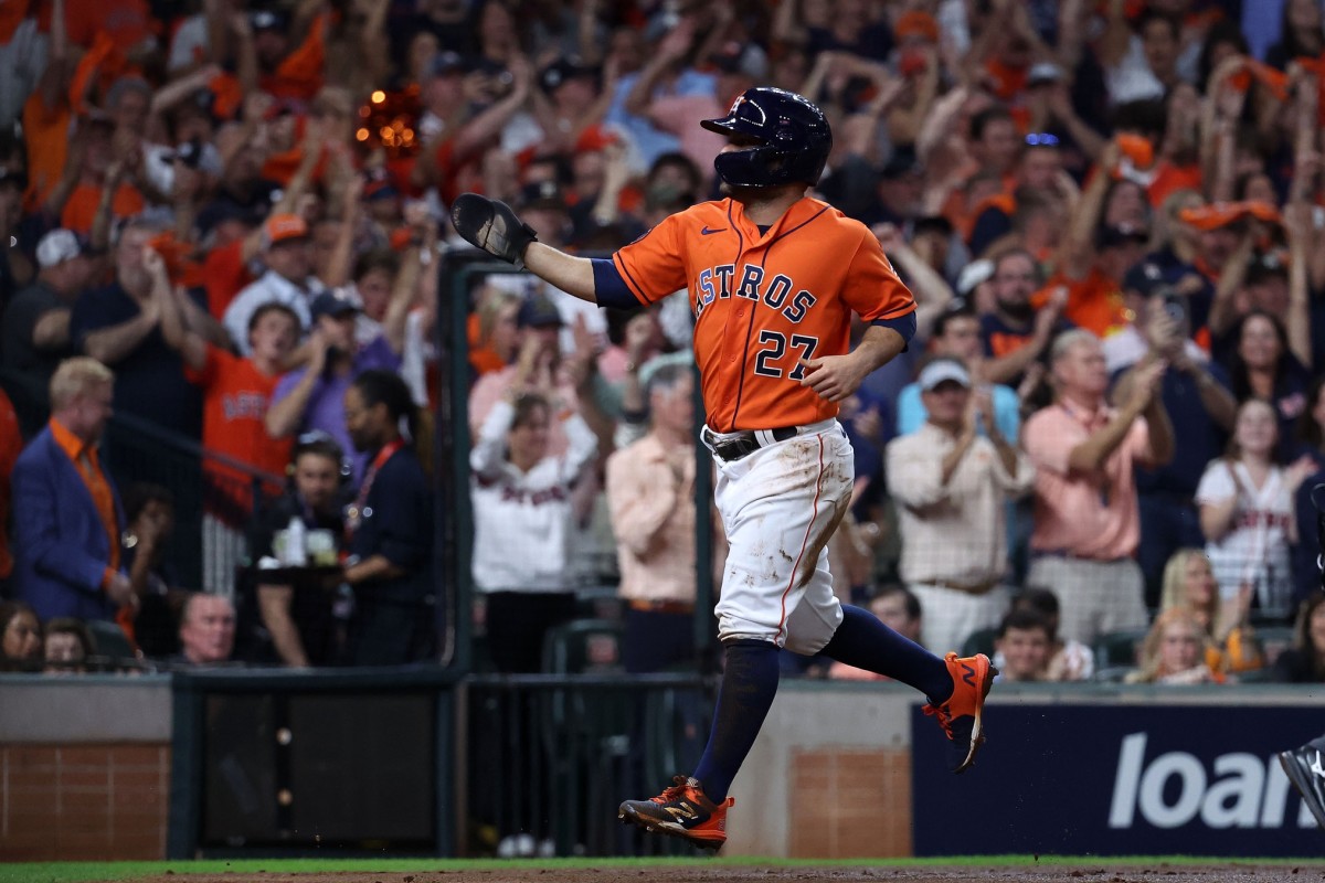MLB playoffs: Astros' Jose Altuve passes Yankees legend with ALCS