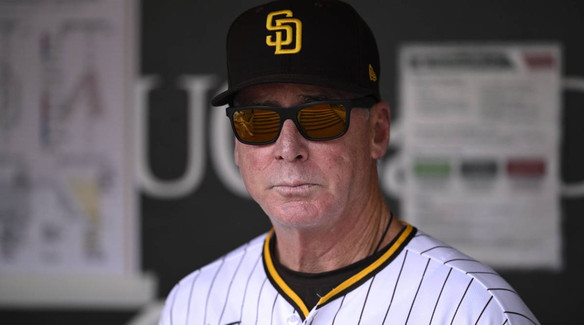 Padres manager Bob Melvin looks on during a game.