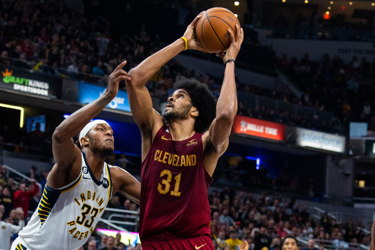 Tristan Thompson gets start at center for Cleveland Cavaliers in