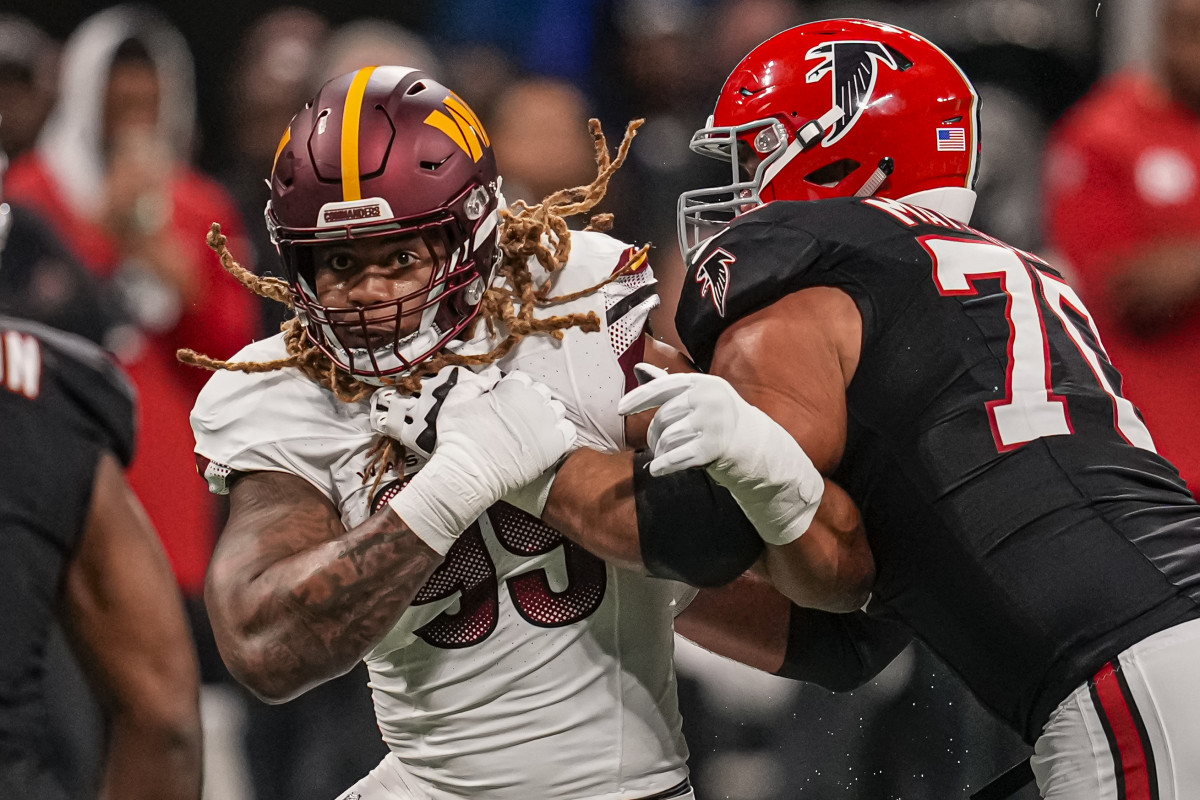 Chase Young fights off a Falcons o-line player