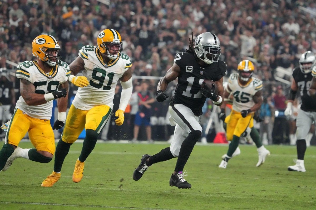 For the Las Vegas Raiders to upset the Detroit Lions on Monday NIght Football, the Jimmy Garoppolo to Davante Adams connection must take off.