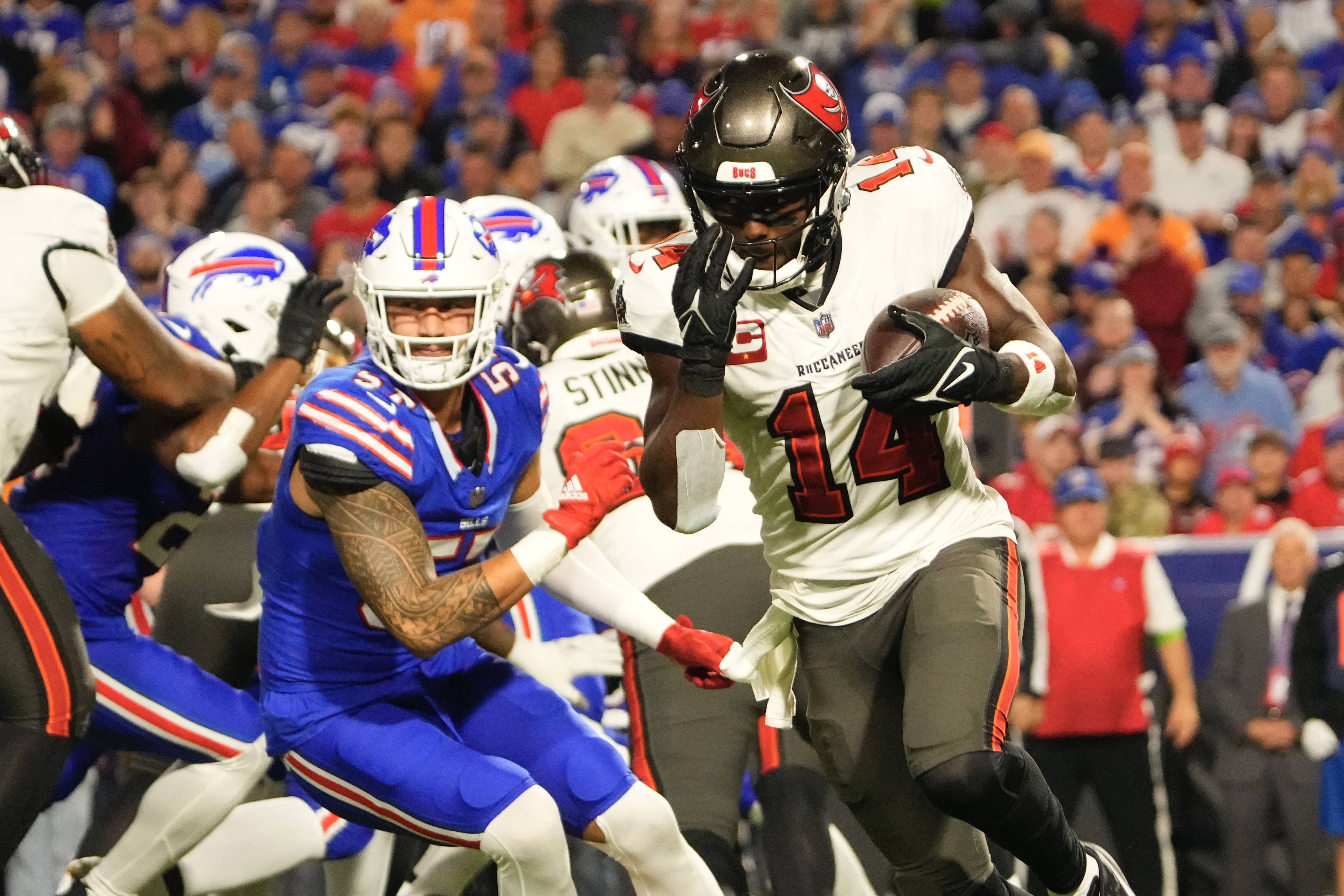 Tampa Bay Buccaneers Wide Receiver Chris Godwin Makes Franchise Mark