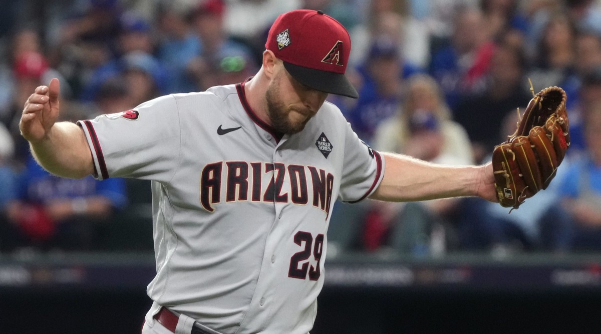 Merrill Kelly playing for the Diamondbacks.