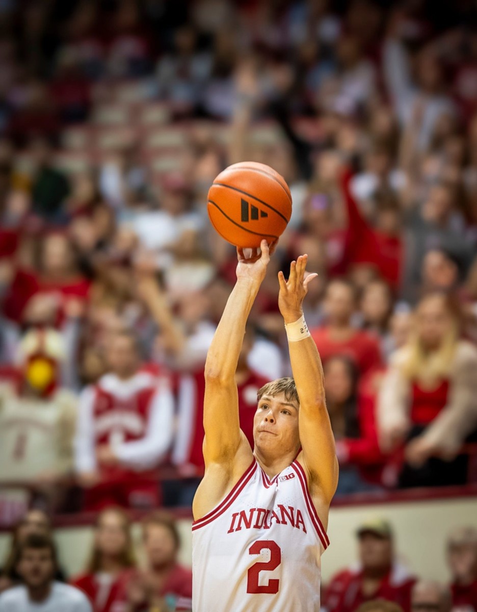 Indiana's Gabe Cupps (2) shoots during the Indiana versus University of Indianapolis men's basketball game at Simon Skjodt Assembly Hall on Sunday, Oct. 29, 2023.