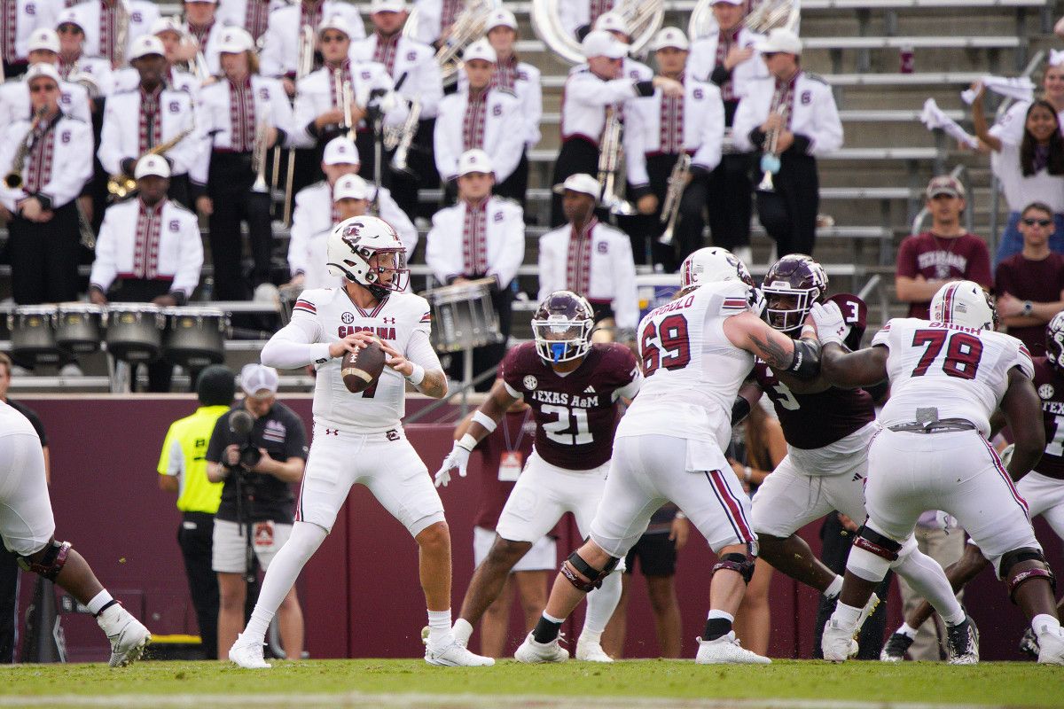 Spencer Rattler looking to throw the football