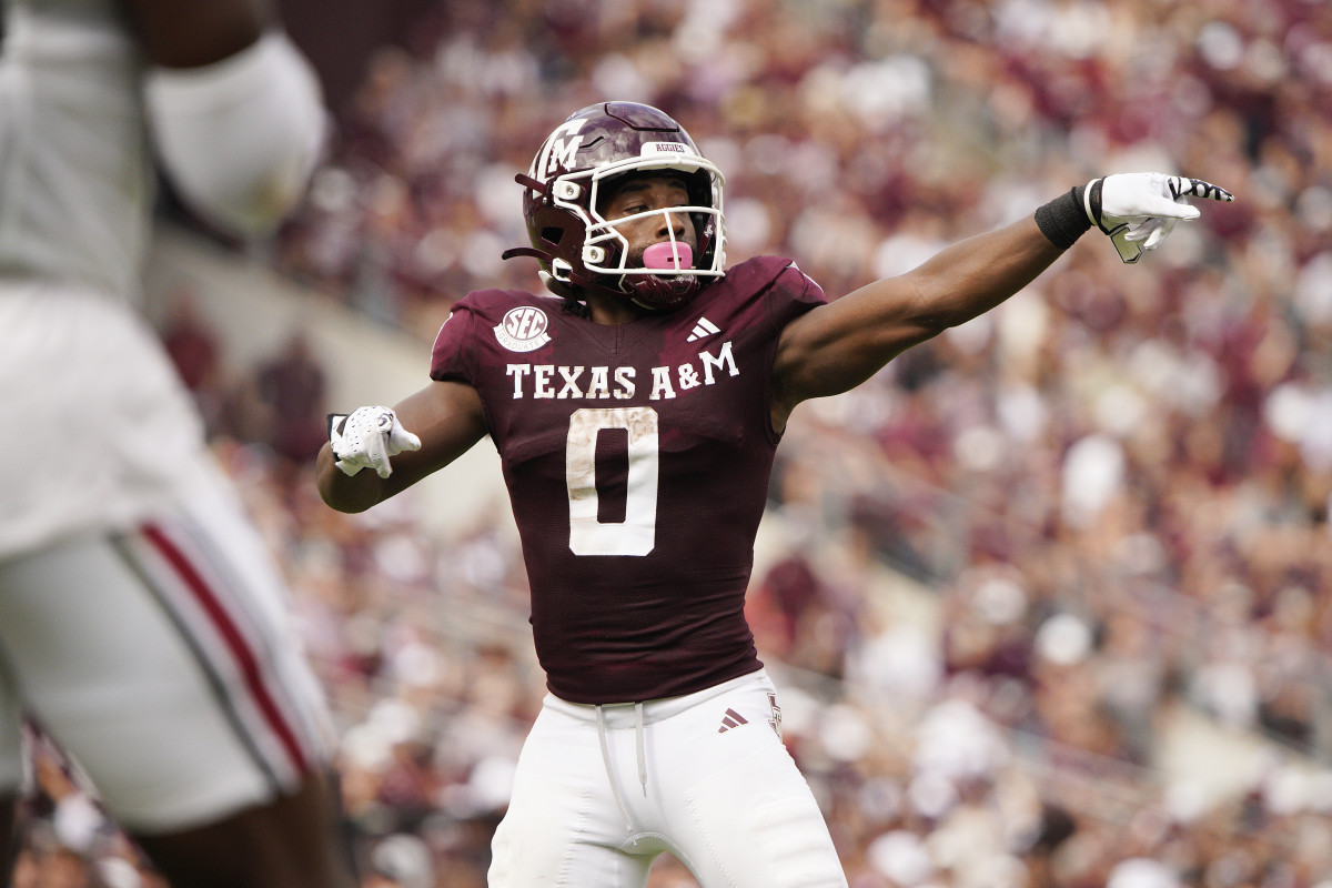 Oct 28, 2023; College Station, Texas, USA; Texas A&M Aggies wide receiver Ainias Smith (0) calls to teammates during the second quarter against the South Carolina Gamecocks at Kyle Field.