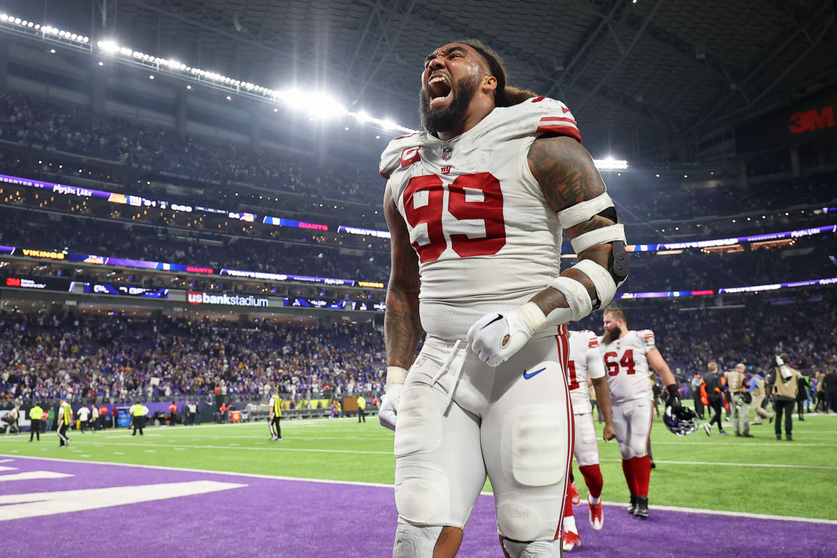 New York Giants defensive end Leonard Williams (99) reacts after winning a wild card game against the Minnesota Vikings at U.S. Bank Stadium.