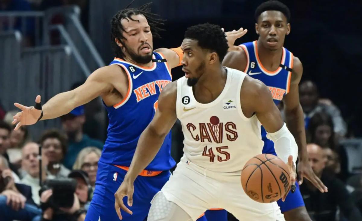 Donovan Mitchell (45) was heavily involved in New York trade rumors before he was eventually dealt with the Cleveland Cavaliers 