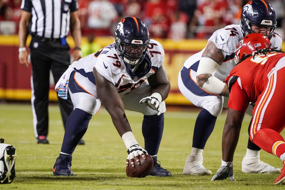Denver Broncos center Lloyd Cushenberry (79) lines up against the Kansas City Chiefs during the game at GEHA Field at Arrowhead Stadium.