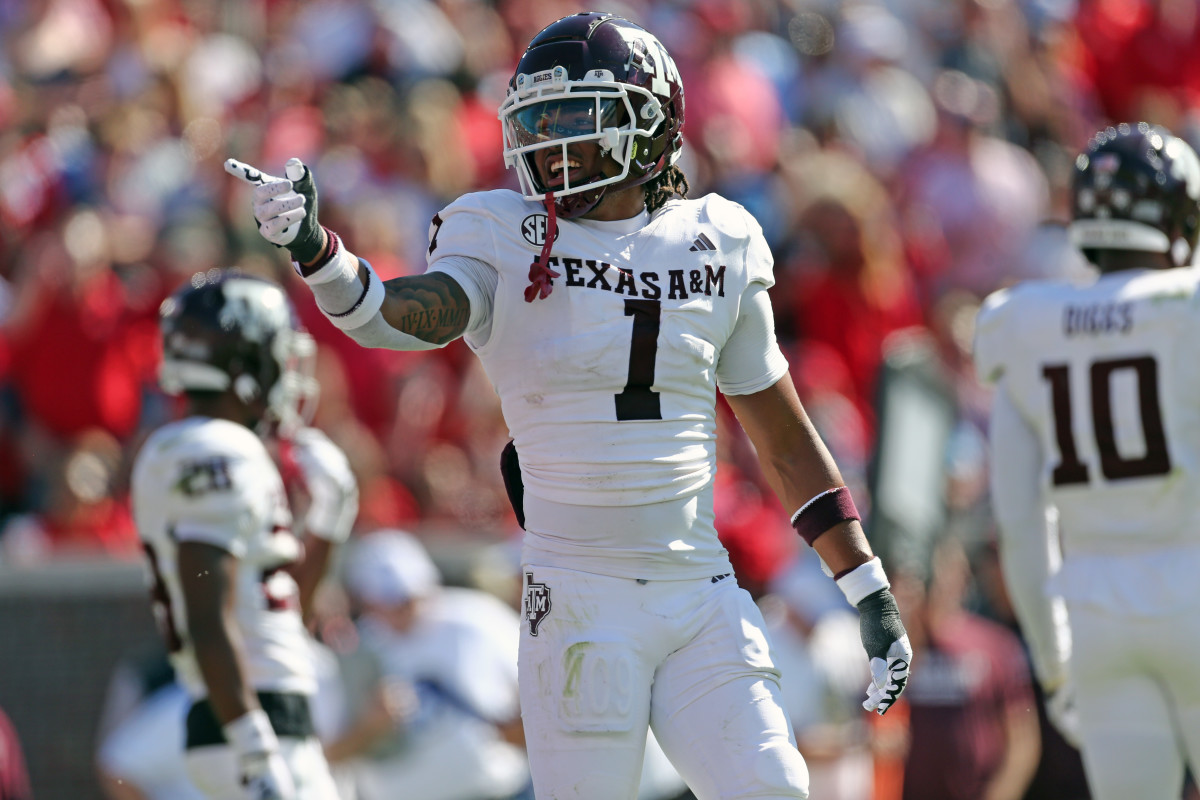 Texas A&M Aggies defensive back Bryce Anderson 