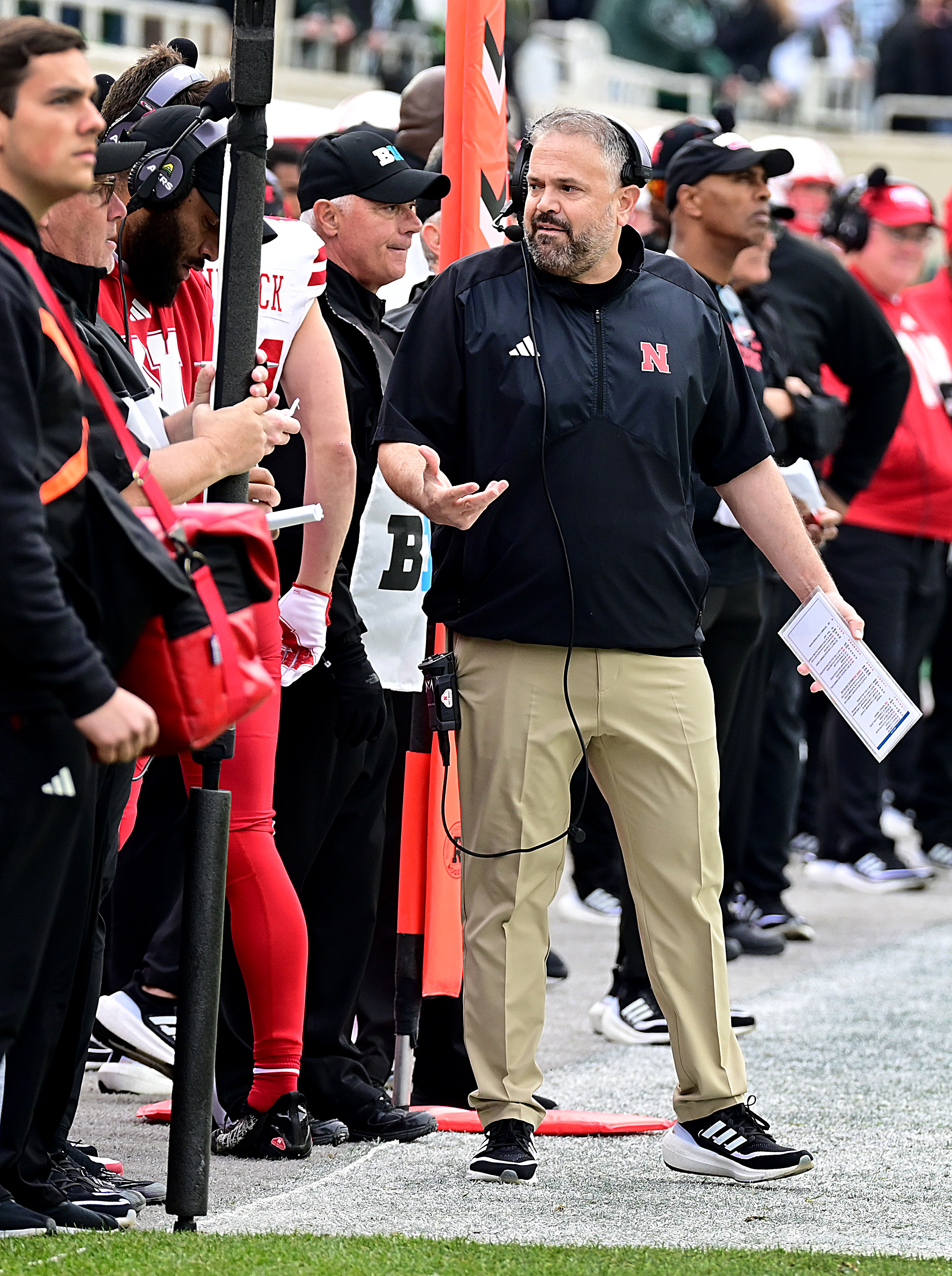 NU vs. MSU 2023 - Matt Rhule talks with assistants