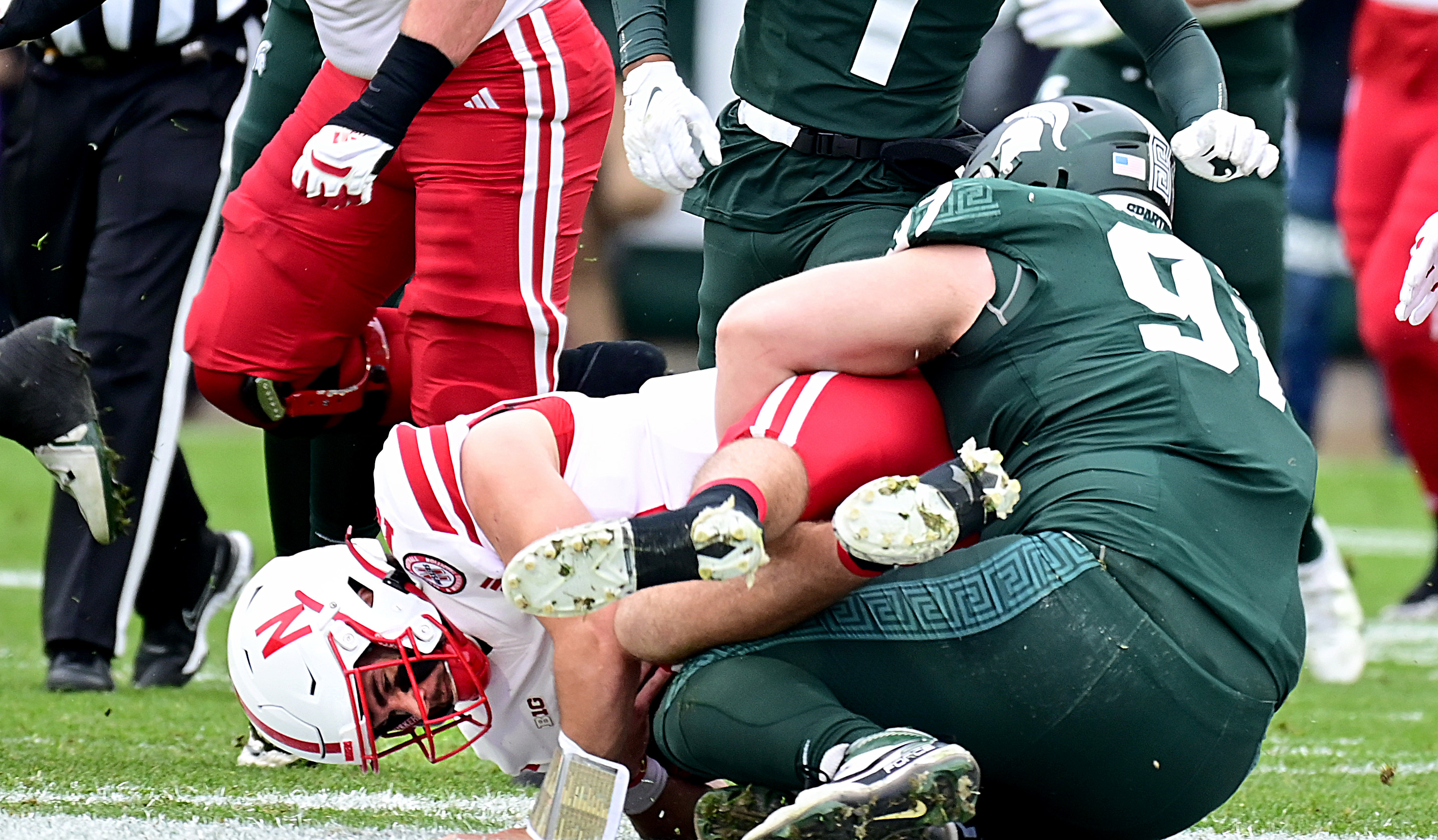 NU vs. MSU 2023 - Maverick Hansen sacks Heinrich Haarberg