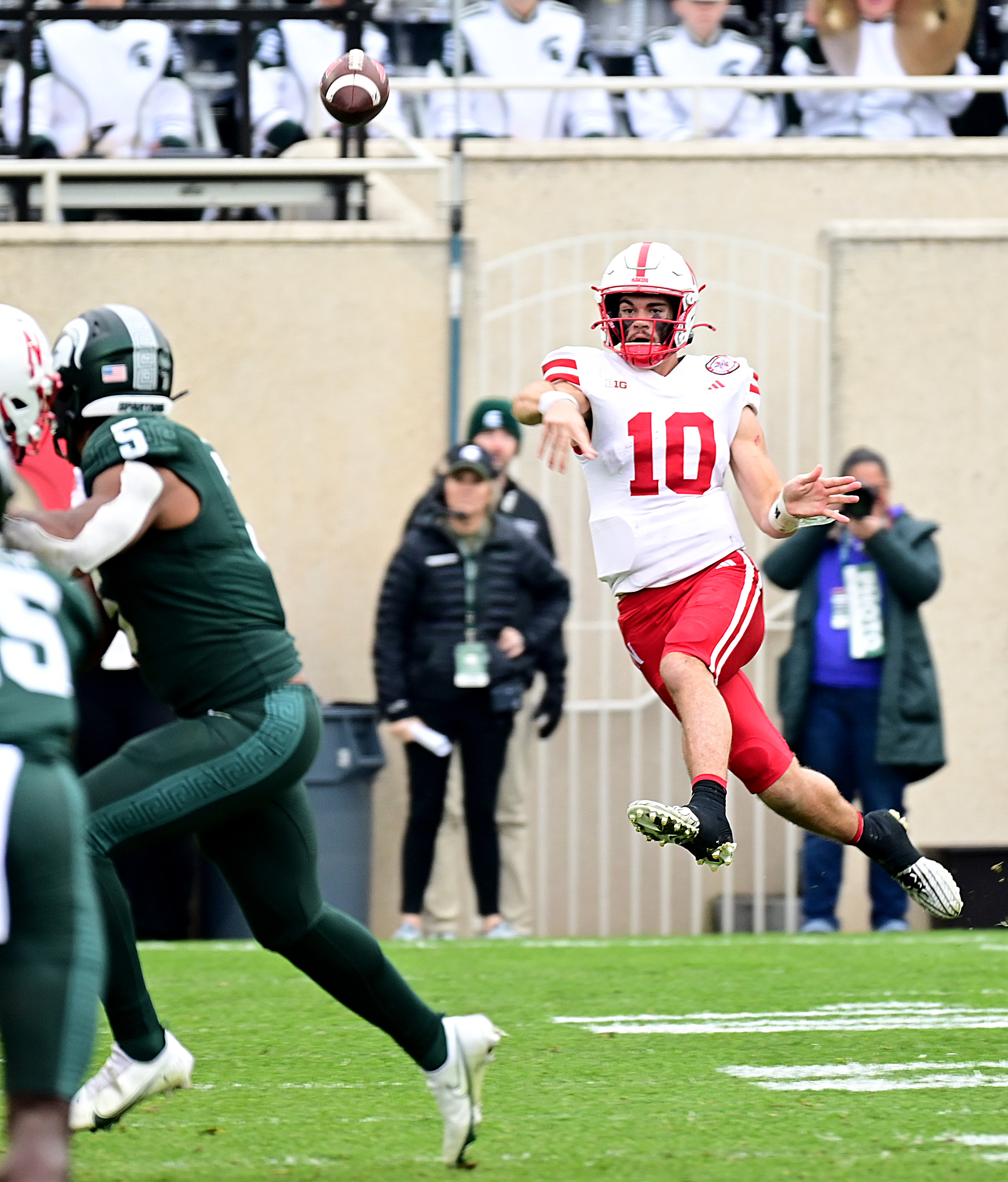 NU vs. MSU 2023 - Heinrich Haarberg leaps