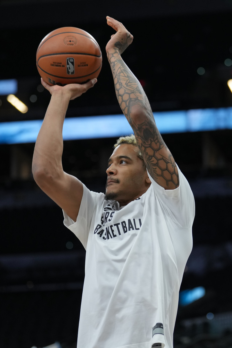 Nov 5, 2023; San Antonio, Texas, USA; San Antonio Spurs forward Jeremy Sochan (10) warms up before the game against the Toronto Raptors at the Frost Bank Center.