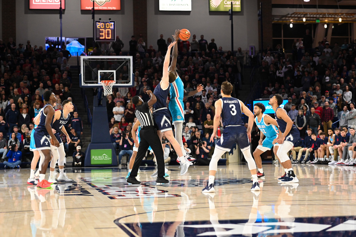 Photos: Gonzaga men's basketball wears Nike N7 uniforms in 2023-24