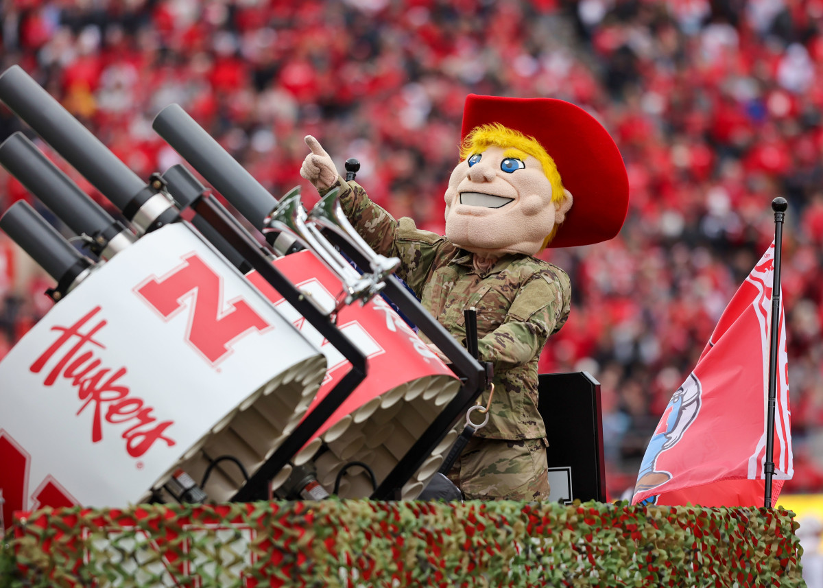 Herbie Husker 2023 Nebraska-Maryland football