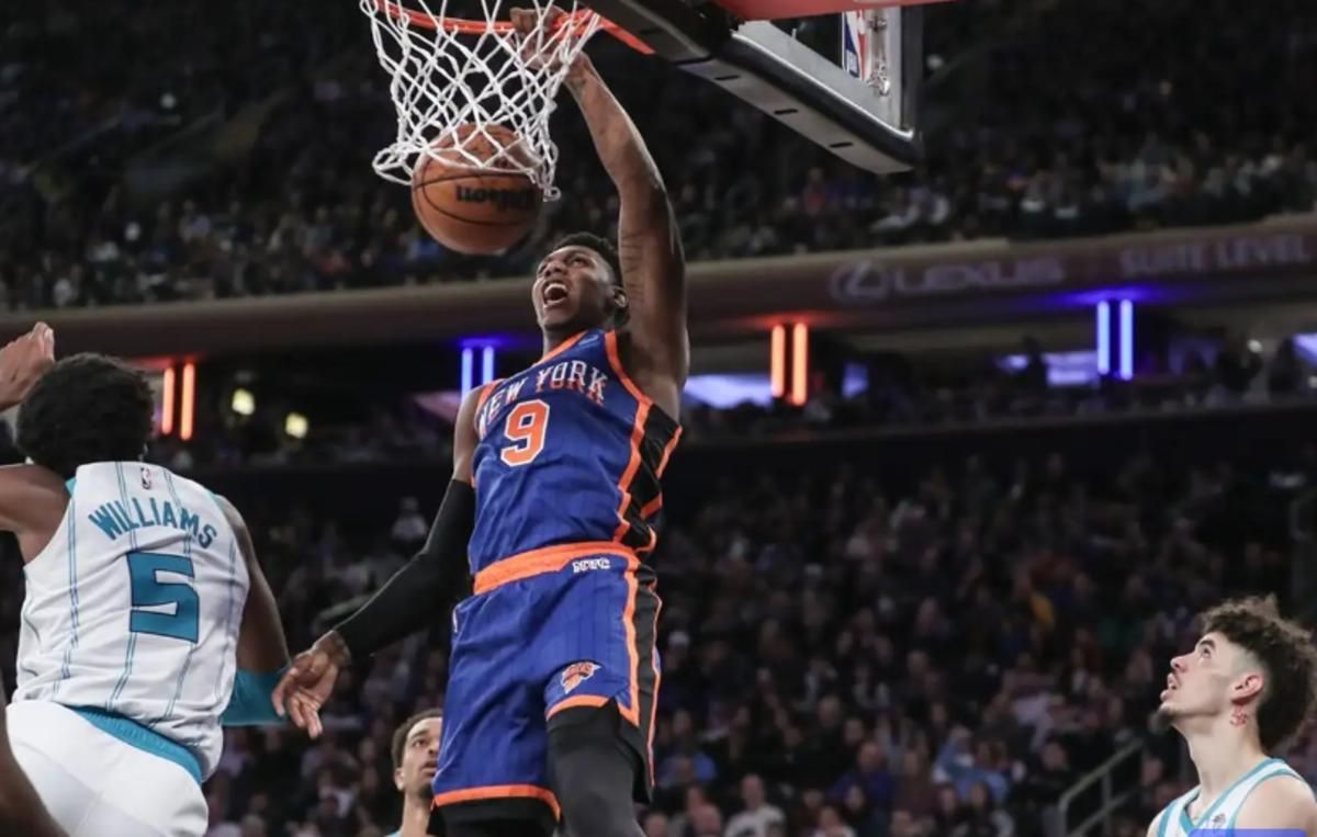 RJ Barrett (9) earns an easy two on Sunday against Charlotte