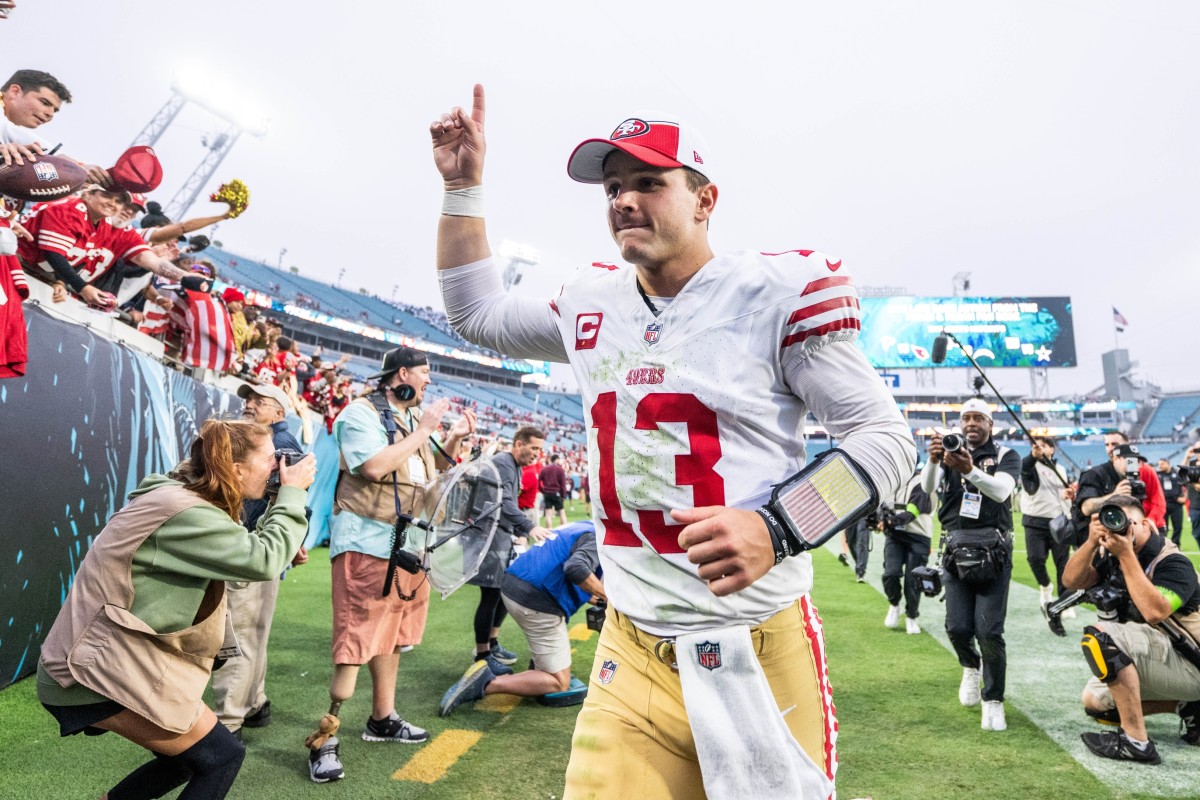 49ers quarterback Brock Purdy celebrates after the 49ers routed the Jaguars 34-3 in Week 10 to snap a three-game losing streak.