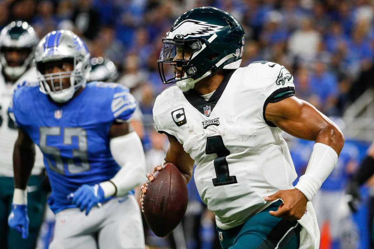 Jalen Hurts and the Philadelphia Eagles are attempting to hold off the Detroit Lions in the race for the NFC's top seed. 