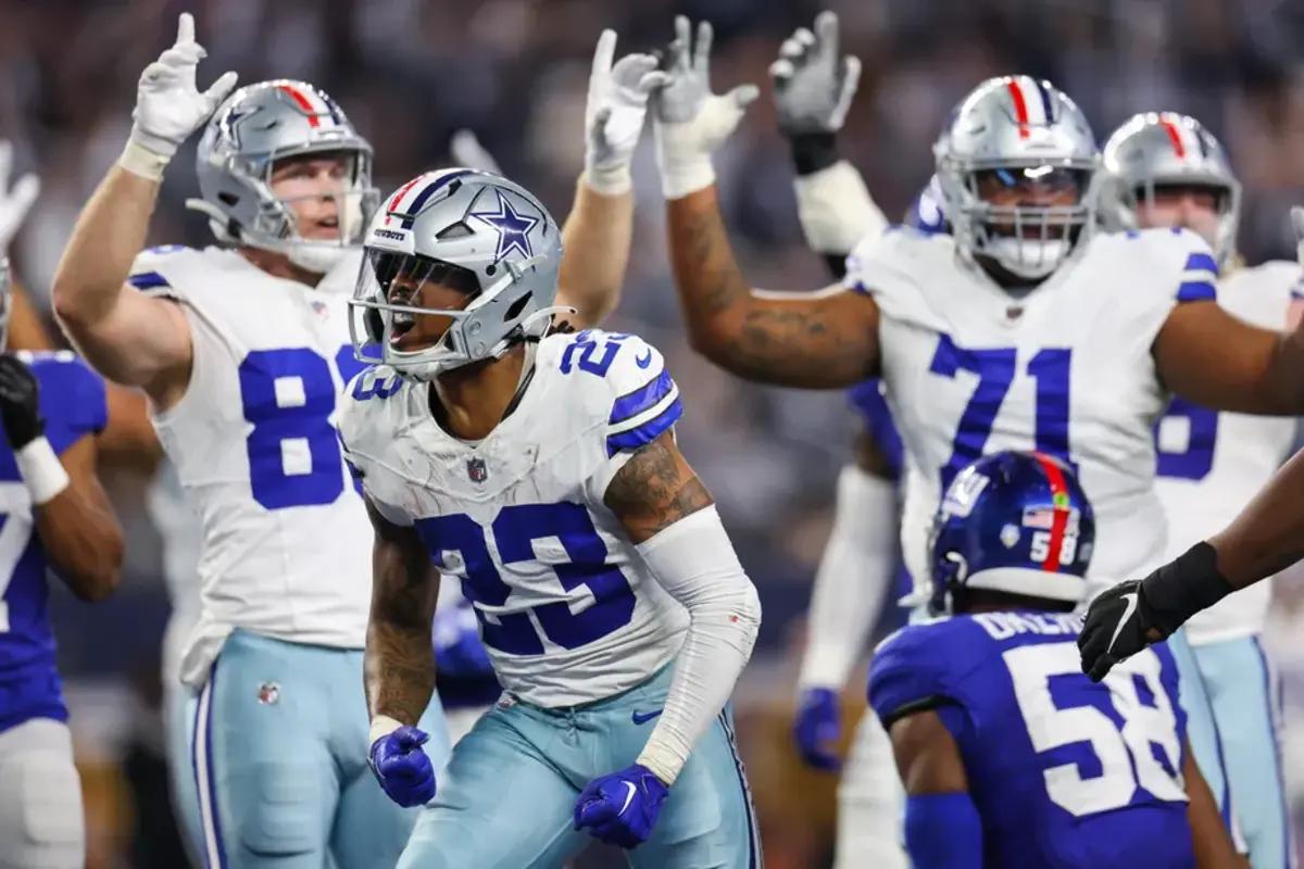 Cowboys coach Mike McCarthy loved Rico Dowdle's performance against the Giants on Sunday.