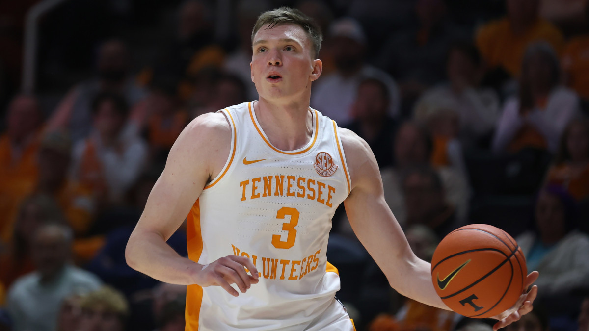 Tennessee Volunteers guard Dalton Knecht.