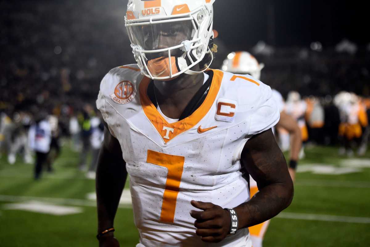 Tennessee Volunteers QB Joe Milton III during the loss to Missouri. (Photo by Saul Young of the News Sentinel)